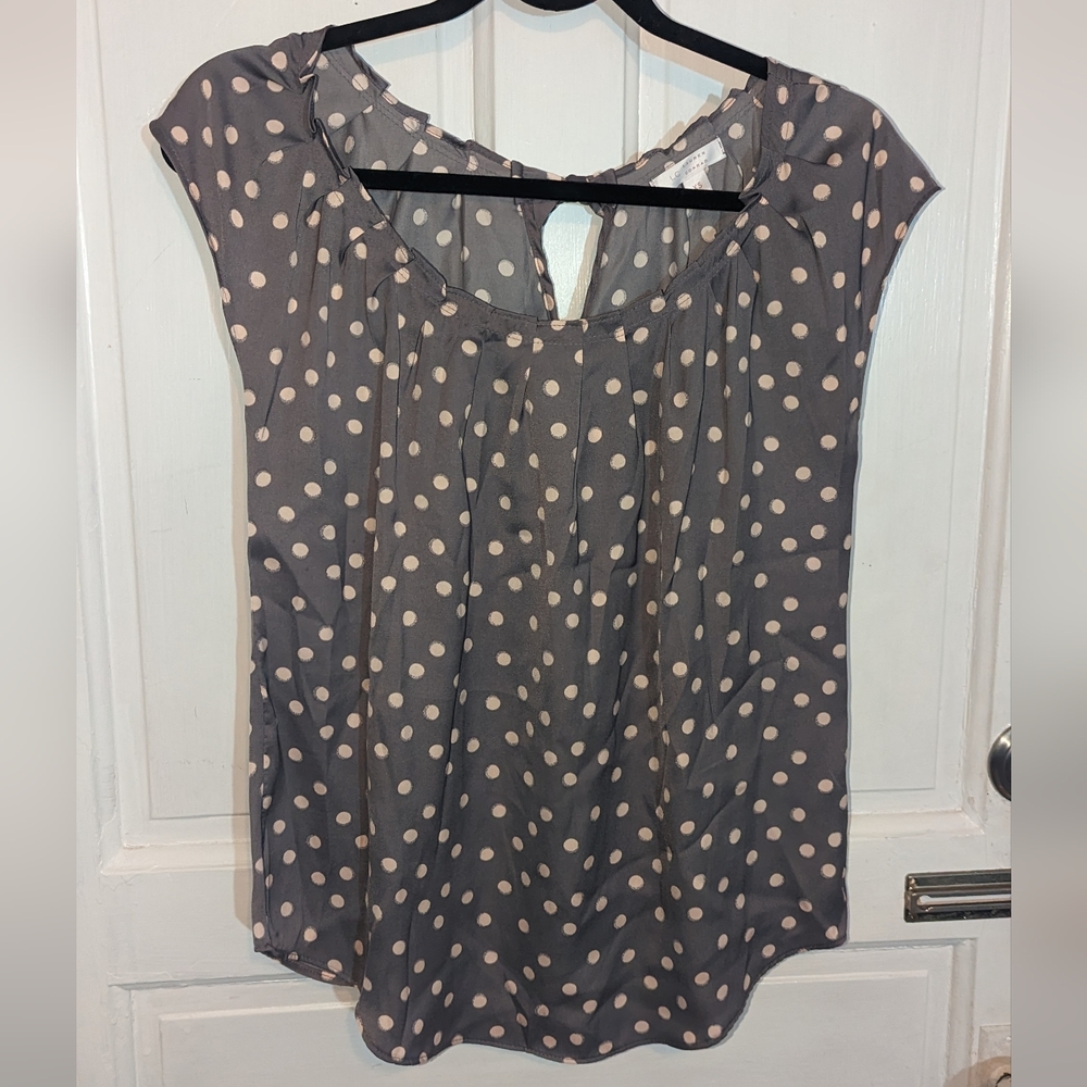 Soft silky Lauren Conrad size XS short sleeve blouse.